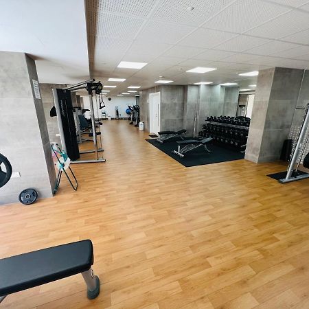 Modern Studio Apartment In Gibraltar - The Hub Экстерьер фото